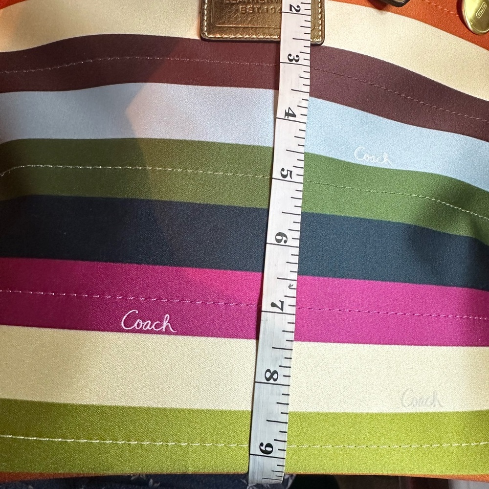 Giftible New iconic 2007 Large Coach legacy tote green orange , blue stripes - Picture 7 of 12